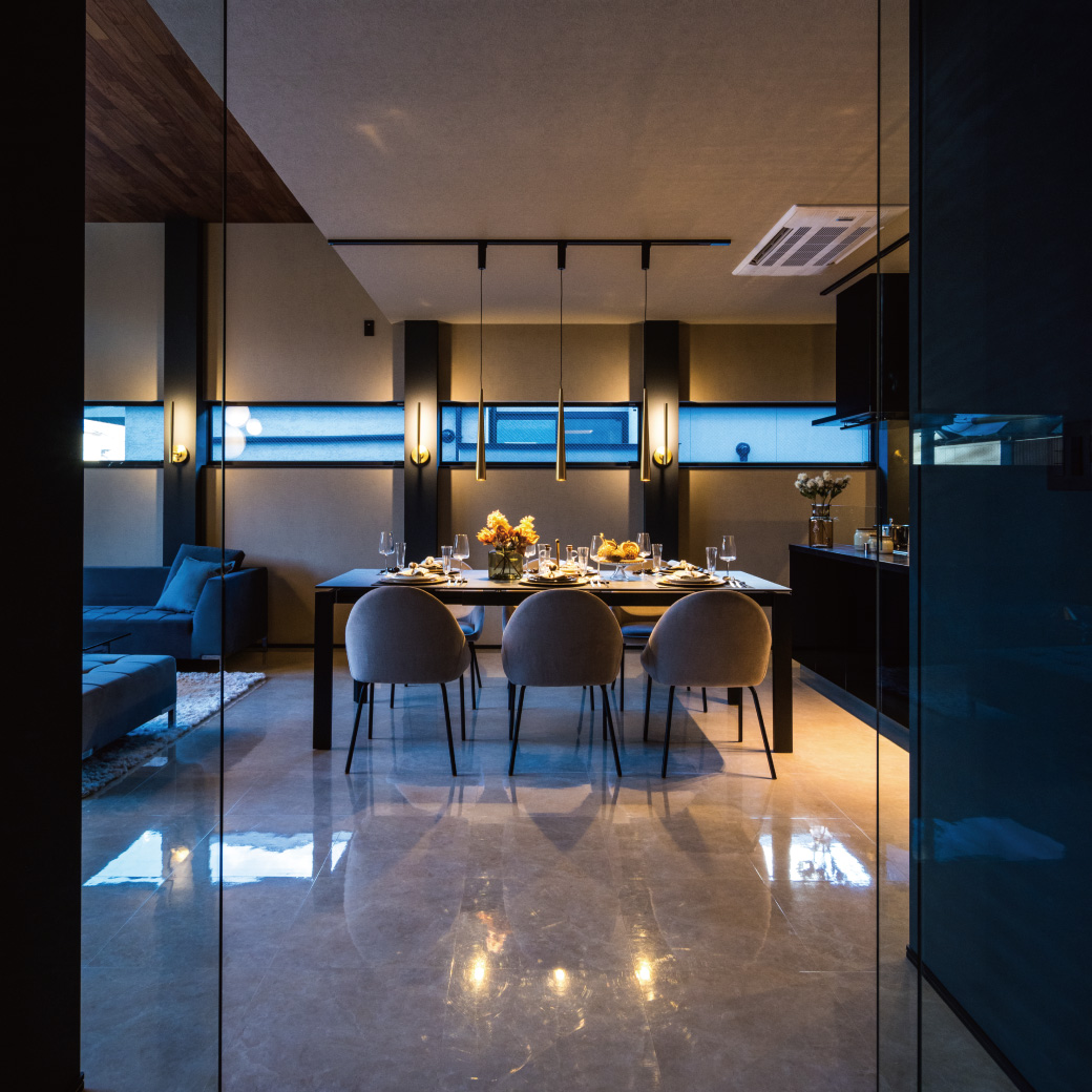 2026 静かに“非日常”へ導く住まい【完成内覧会予約受付中】